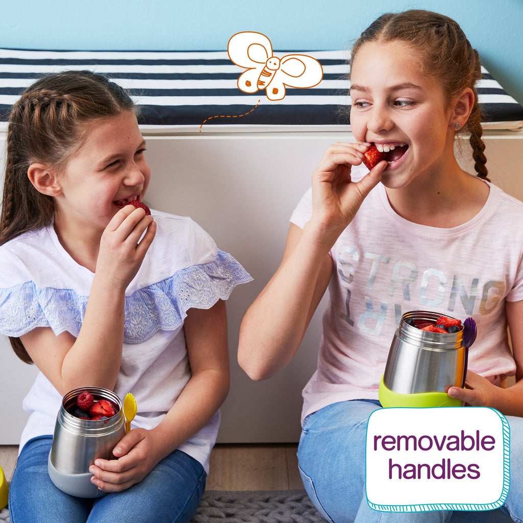 children with insulated food jar - strawberry shake - b.box for kids