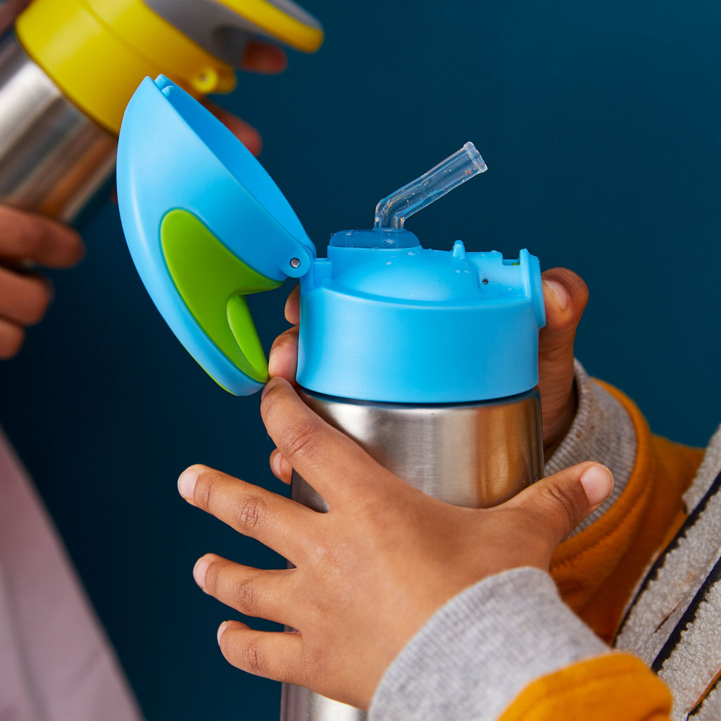 child with 500ml insulated drink bottle - indigo rose - b.box for kids
